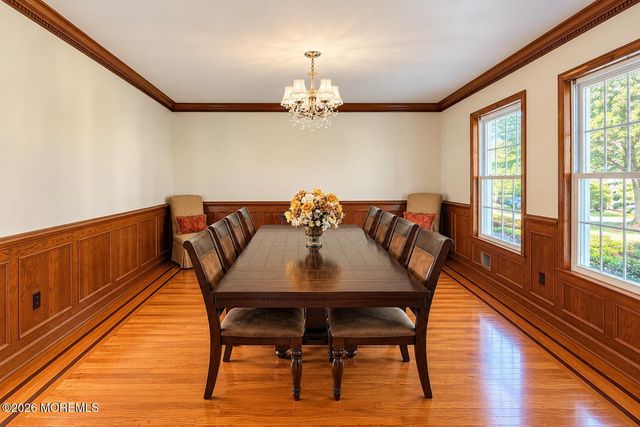 21 Terry Lane, Middletown, NJ 07748