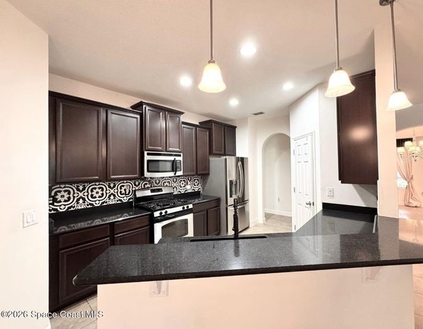 219 Abernathy Circle SE, Palm Bay, FL 32909