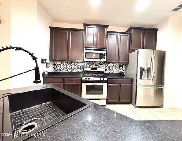 219 Abernathy Circle SE, Palm Bay, FL 32909