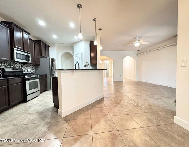219 Abernathy Circle SE, Palm Bay, FL 32909