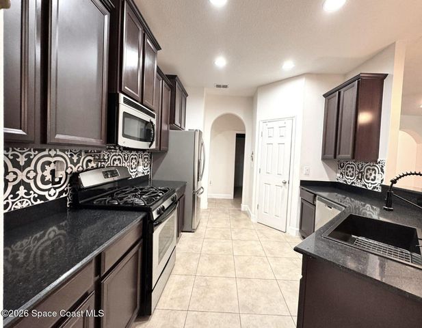 219 Abernathy Circle SE, Palm Bay, FL 32909
