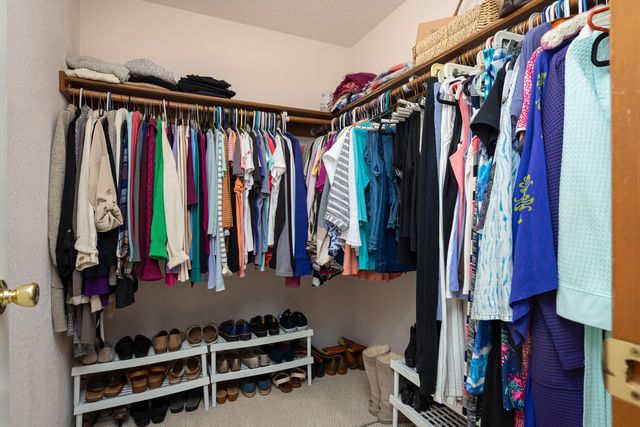 125 Freshwater Drive, Phoenix, OR 97535