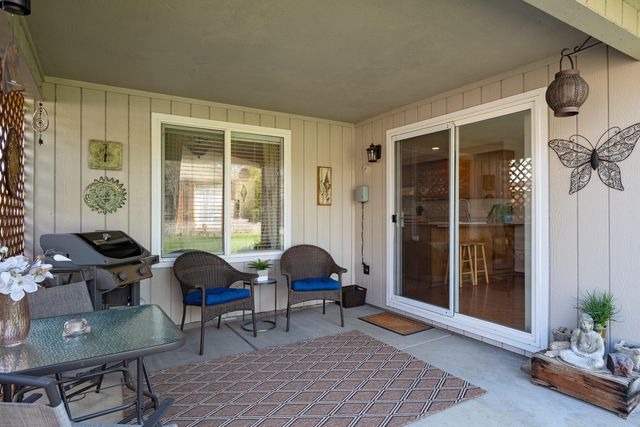 125 Freshwater Drive, Phoenix, OR 97535