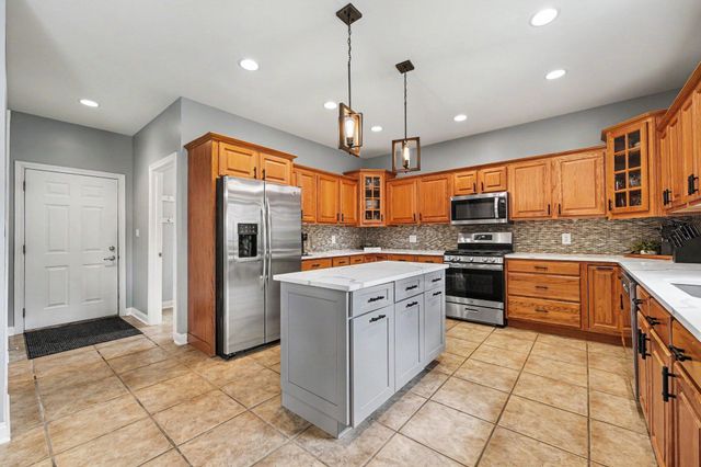 5353 72nd Avenue, Schererville, IN 46375