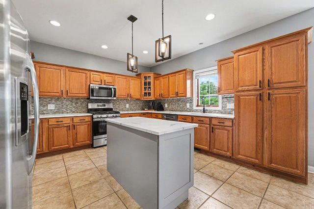 5353 72nd Avenue, Schererville, IN 46375