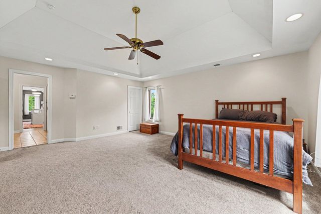 5353 72nd Avenue, Schererville, IN 46375