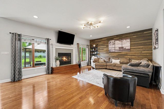 5353 72nd Avenue, Schererville, IN 46375