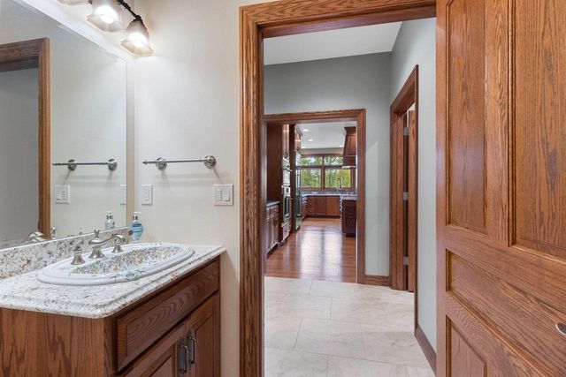 315 W HIGHLAND DRIVE, Oconto Falls, WI 54154