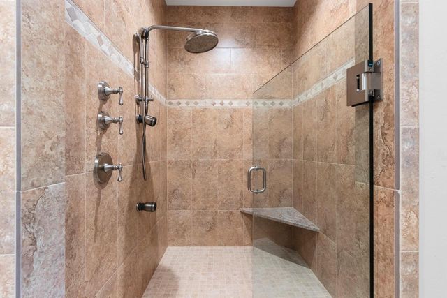 315 W HIGHLAND DRIVE, Oconto Falls, WI 54154