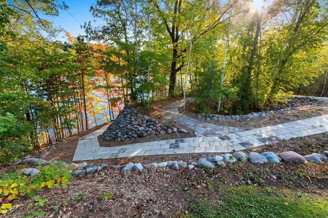 315 W HIGHLAND DRIVE, Oconto Falls, WI 54154