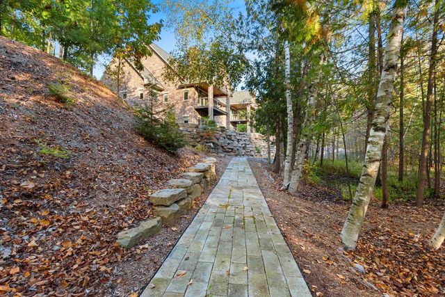 315 W HIGHLAND DRIVE, Oconto Falls, WI 54154