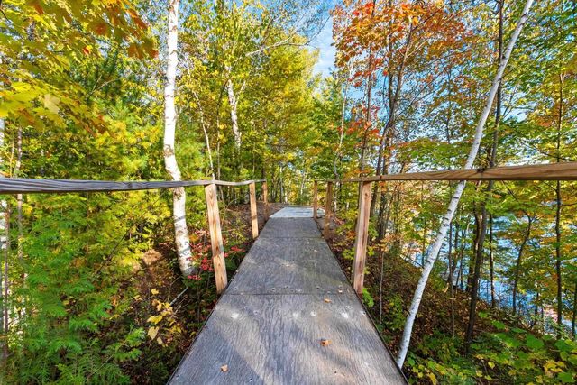 315 W HIGHLAND DRIVE, Oconto Falls, WI 54154