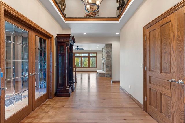 315 W HIGHLAND DRIVE, Oconto Falls, WI 54154