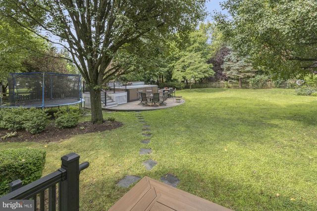 13539 HERITAGE FARMS DR, Gainesville, VA 20155