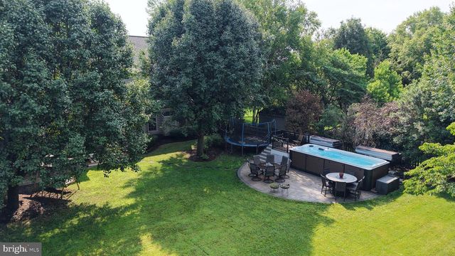 13539 HERITAGE FARMS DR, Gainesville, VA 20155
