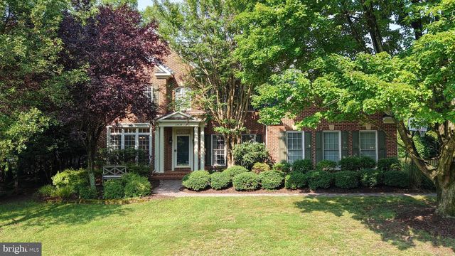 13539 HERITAGE FARMS DR, Gainesville, VA 20155