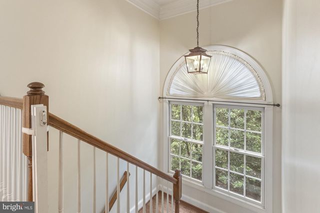 13539 HERITAGE FARMS DR, Gainesville, VA 20155