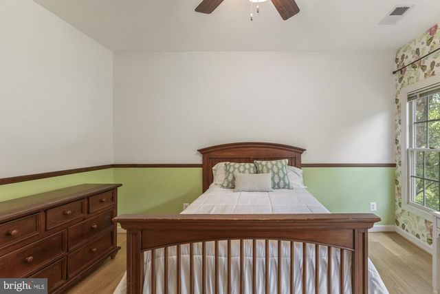 13539 HERITAGE FARMS DR, Gainesville, VA 20155
