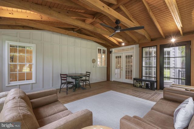 13539 HERITAGE FARMS DR, Gainesville, VA 20155