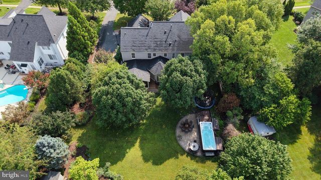 13539 HERITAGE FARMS DR, Gainesville, VA 20155