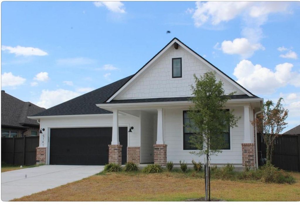 5141 Maroon Creek Drive, Bryan, TX 77802