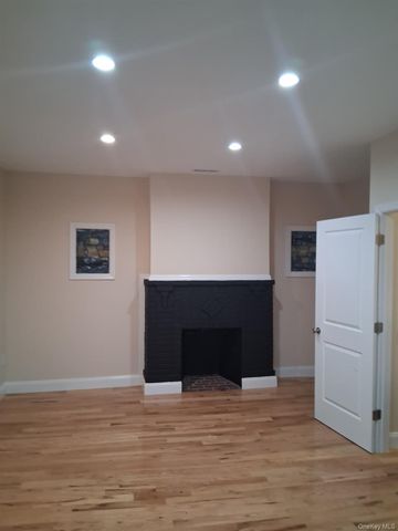 601 E 226th Street, Bronx, NY 10466