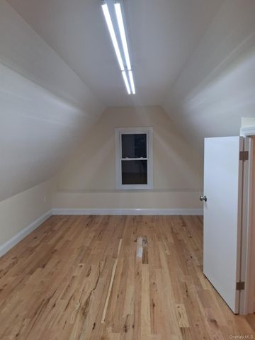 601 E 226th Street, Bronx, NY 10466