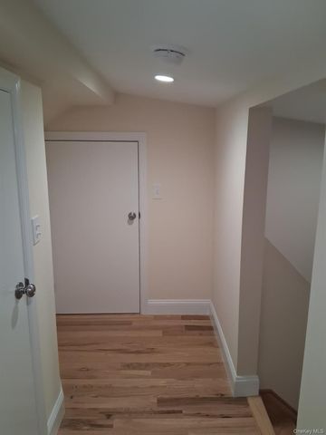 601 E 226th Street, Bronx, NY 10466