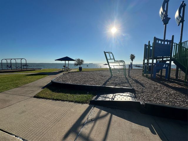 0 Oak Grove Drive, La Porte, TX 77571