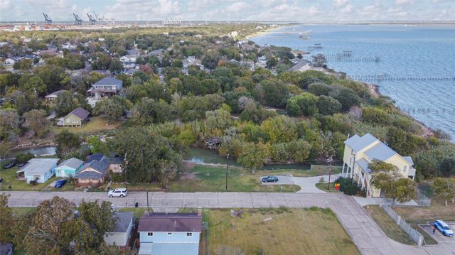 0 Oak Grove Drive, La Porte, TX 77571