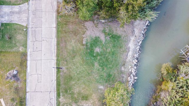 0 Oak Grove Drive, La Porte, TX 77571