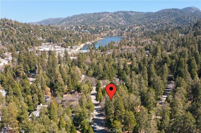 23915 Wildwood, Crestline, CA 92325