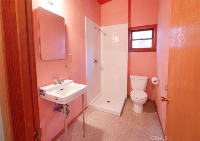 23915 Wildwood, Crestline, CA 92325