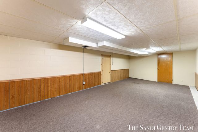 1230 Marion Avenue, Grand Haven, MI 49417