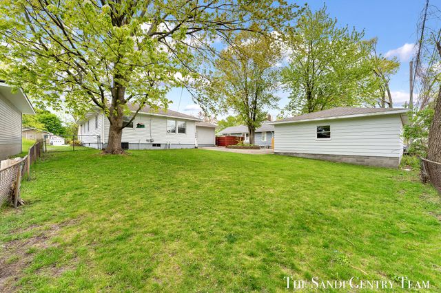 1230 Marion Avenue, Grand Haven, MI 49417