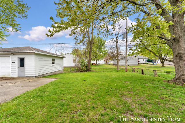 1230 Marion Avenue, Grand Haven, MI 49417