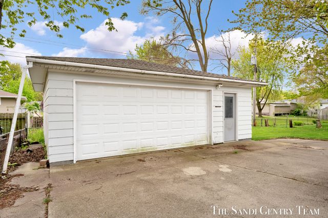 1230 Marion Avenue, Grand Haven, MI 49417