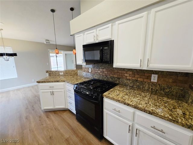 925 Chaps Circle, Henderson, NV 89002