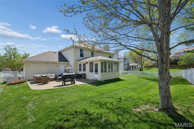 2947 Diekamp Farm Trail, St Charles, MO 63303