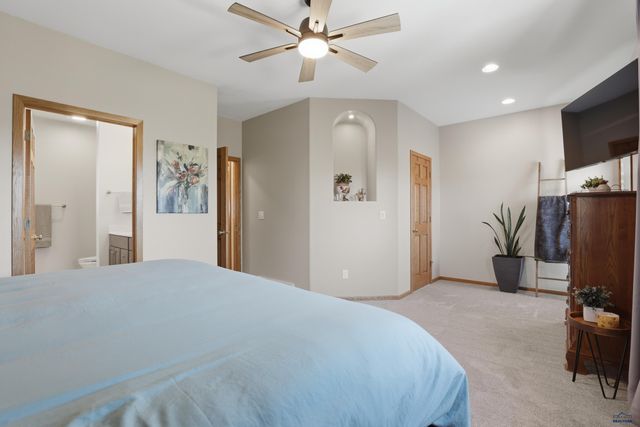 4137 AUGUSTA DR, Rapid City, SD 57703