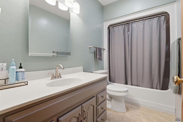 4137 AUGUSTA DR, Rapid City, SD 57703