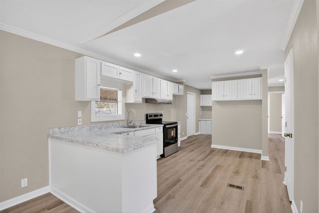 6949 Klug Pines Road, Shreveport, LA 71129