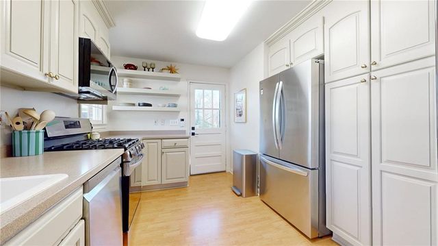 835 Alberson Court, Decatur, GA 30033