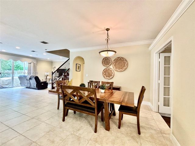 9109 Dupont Place, Wellington, FL 33414