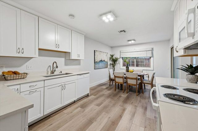 2680 S Whitney Blvd, Rocklin, CA 95677