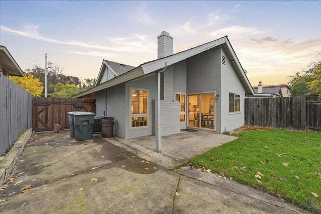 2680 S Whitney Blvd, Rocklin, CA 95677