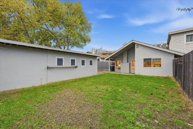 2680 S Whitney Blvd, Rocklin, CA 95677