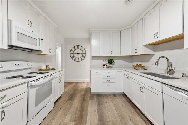 2680 S Whitney Blvd, Rocklin, CA 95677