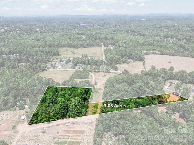 00 Cape Hickory Road, Hickory, NC 28601