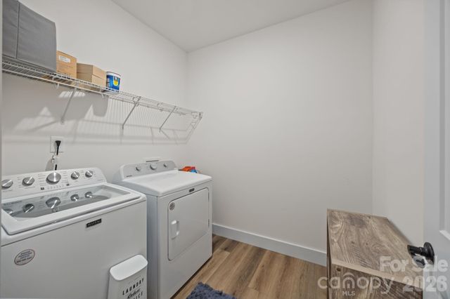 124 Falls Leaf Drive, Troutman, NC 28166